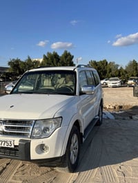 باجيرو ٢٠٠٩ • ٣٨٠٠ • فور ويل