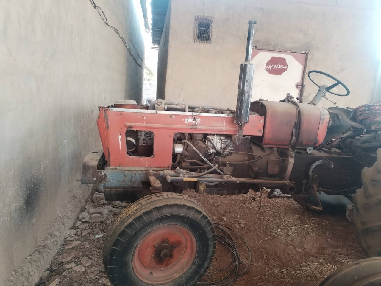 سلام عليكم مكينه عنتر للبيع بدون نضيفه مكان نجف الرقم ***********
