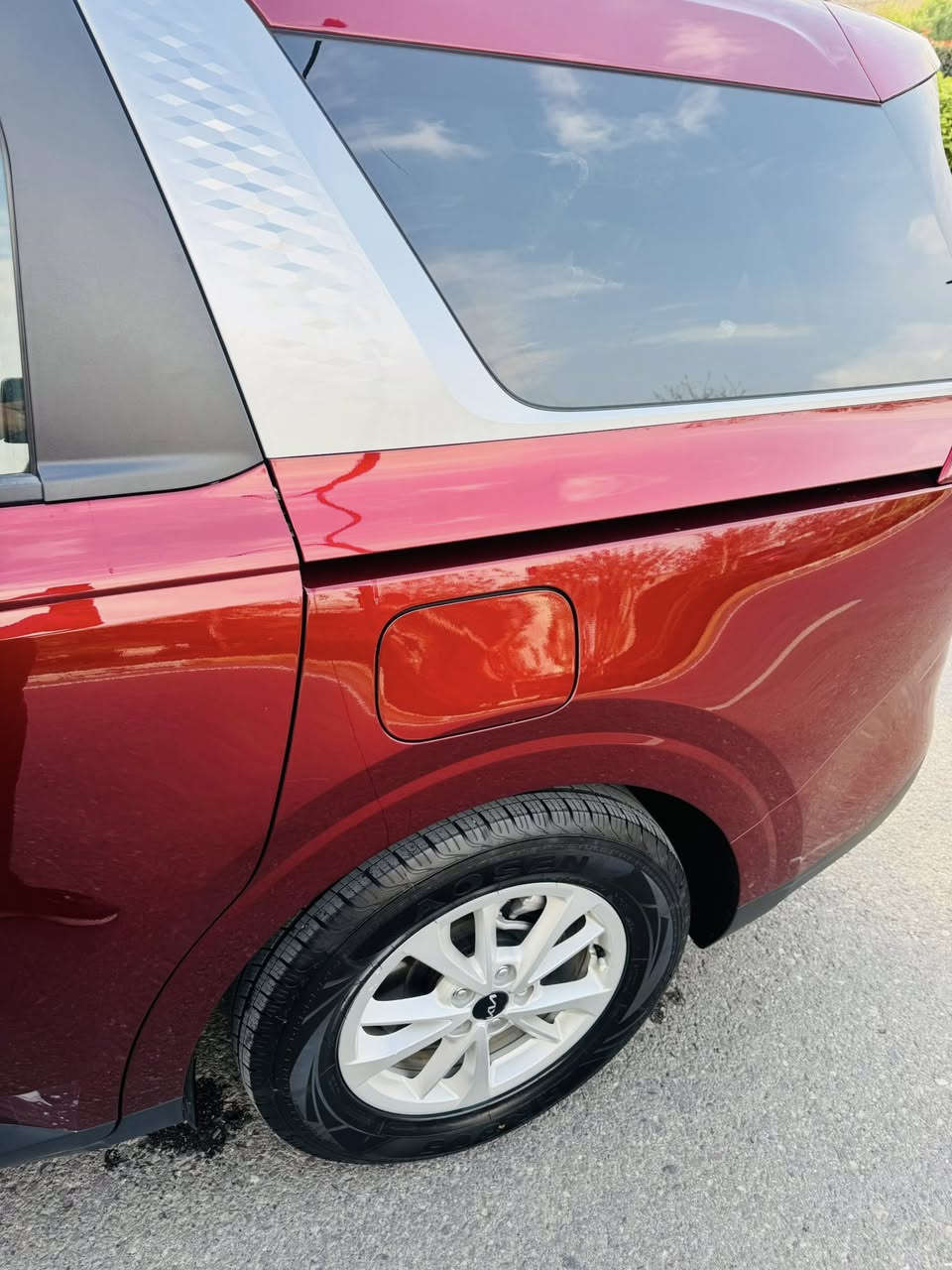 السلام عليكم 
للبيع 
كيا كرنفال موديل 2024 رقم تكسي اربيل تريد تحويل تريد وكالة 
السياره جاهزة مواصفات السيارة . تحديد مسار ابواب كهرباء كشنات جلد بصمة تشغيل عن بعد گشن هيترر 
السيارة  ماشية . 45 الف  ‏. السيارة گلين بدون قطرة صبغ.       فقط دعامية كدام 
حت لايتات الكدام بلادي 

السعر ؛270 مكان السيارة اربيل 

***********
