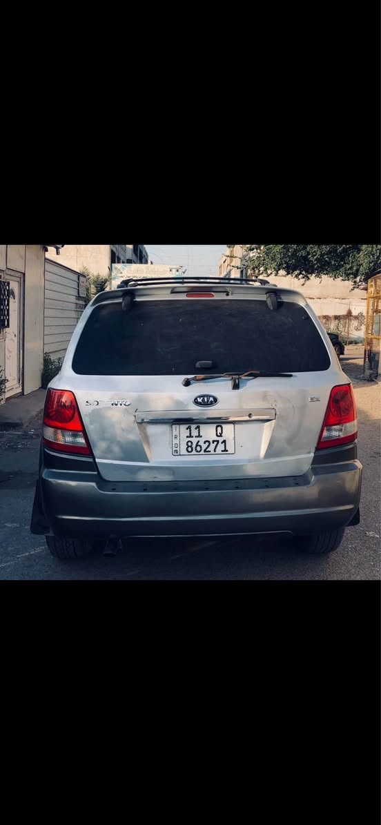 2006 Kia Sorento · Suv · المسافة المقطوعة: 22220 كم

سلام عليكم للبيع سورنتو 2006 السعر 68 وبيها مجال 
مكاني بغداد /دوره تفاصيل اتصل وتدلل اني مكلف بلنشر *********** بغداد, العراق
