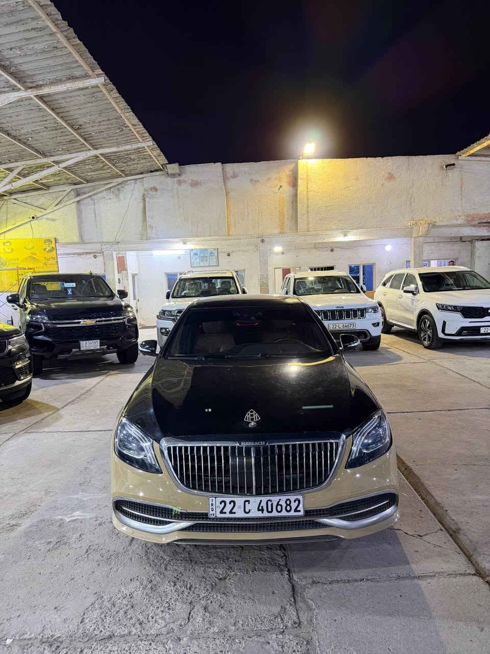 مايباخ اداوت مديل 2016 محدثه 2020. بيها جاملغ امامي فقط. فول مواصفات. السعر 225 وبيها مجال. *********** البصرة, العراق
