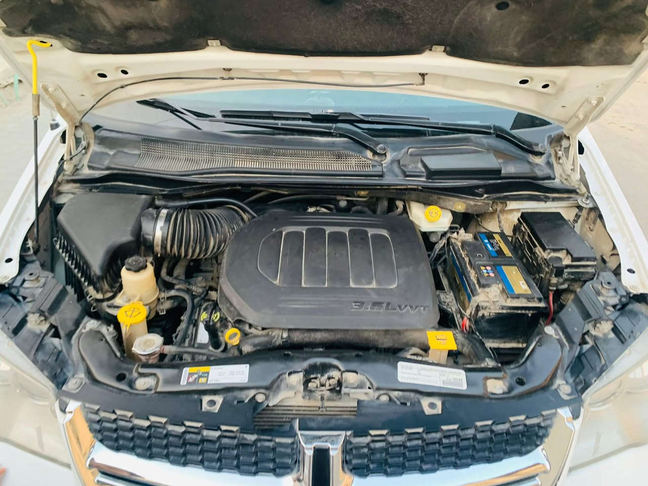 احسن عرض با فيس كله
السلام عليكم 
دوج كراند كرفان موديل 2020 مشروع وطني تحويل ثاني يوم سيارة ب اسمي ماشية83000 
السيارة فئة SXTفول مواصفات تحكم ستيرن 4 جهات 
مثبت سرعة 
مقياس الإطارات 
شاشة اعطال 
كشنات كهرباء +تدفئة 
مري كهرباء + تدفئة 
أسترين  تدفئة 
مكينة 3,600
بردات بلادية خلفية 
فرس سقف وأرضي 
كشنات جلد اسود سياحي 
بيبان كهرباء 
جنطة كهرباء + شفط 
كروز مثبت سرعة 
تشغيل عن بعد 
كامرة خلفية 
حساسات
تبريد 3 قطع شاشة 
جام 6 كهرباء 
اخوان وارد امريكي بيهه ضربه خفيفه بل باب الكهربائي يم تاير خلفي مامأثر شي عله سياره كير وايرباك سليمات رايدهه 197 اخوان والله مطلوب وله چان مابعتهه بهيج سعر تاخذهه مني تكدر تبيعها 230 تربح بيهه فوك 30 ورقه سياره حيل نضيفه استعمال بيت  
الرقم للتواصل :***********
الرقم الثاني :***********
