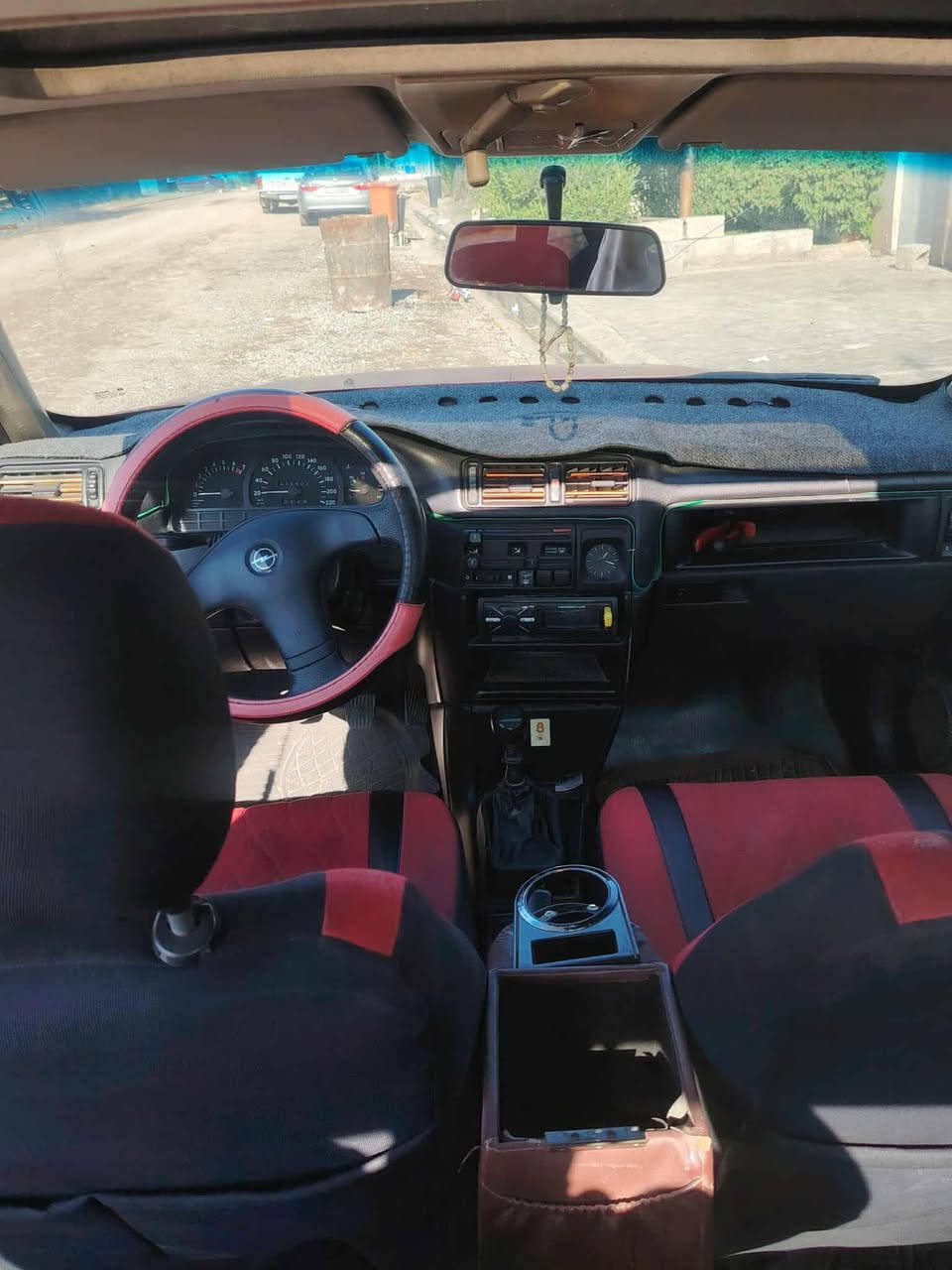 أوبل فكترا 1991گير ومكينه بشرط قفل مركزي شرط التحويل عليها غرامه 170الف ينزل من السعر رقم اربيل السعر 35ومجال


**إذا كنت صاحب هذا الإعلان وتريد حذفه لأي سبب، رجاءا أرسل رسالة إلى الدعم الفني**