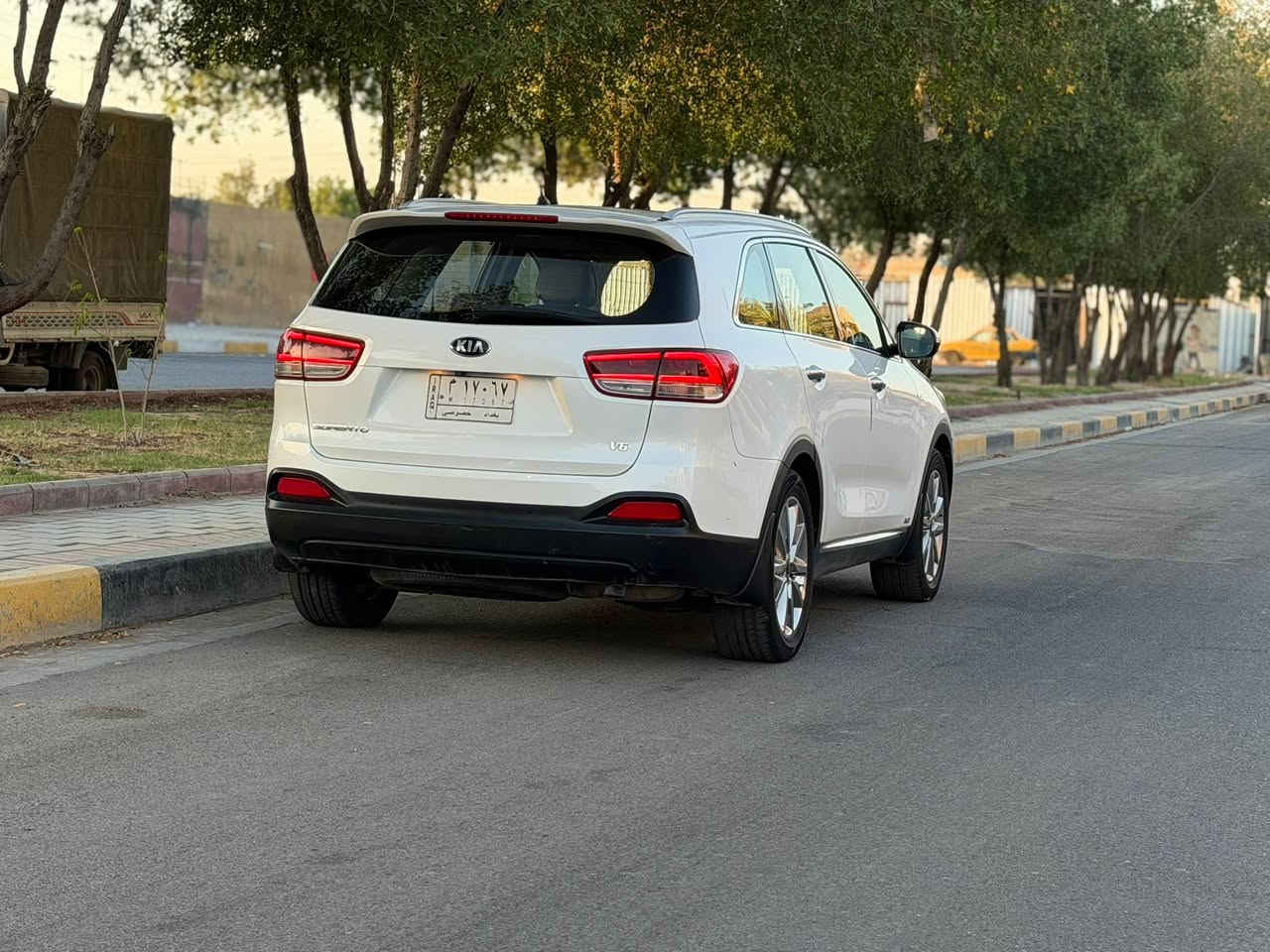 كيا سورينتو 2017 خليجي فول مواصفات
🚘 Kia Sorento 2017  🚘

🔹 كيا سورينتو 2017 خليجي
🔹 فول مواصفات
🔹 بحالة جيدة جداً وجاهزة للاستخدام
🔹 صبغ شبر فقط بباب بصف السائق
🔹 السعر: 22,000$ بيها مجال

📩 للاستفسار الاتصال على الارقام 

📍 مكتب الليث لمزاد السيارات الأمريكية والكندية
📞 ***********
📞 ***********

#Kia_Sorento #كيا_سورينتو #سيارات_للبيع #بغداد #مكتب_الليث #سيارات_خليجي #فول_مواصفات
