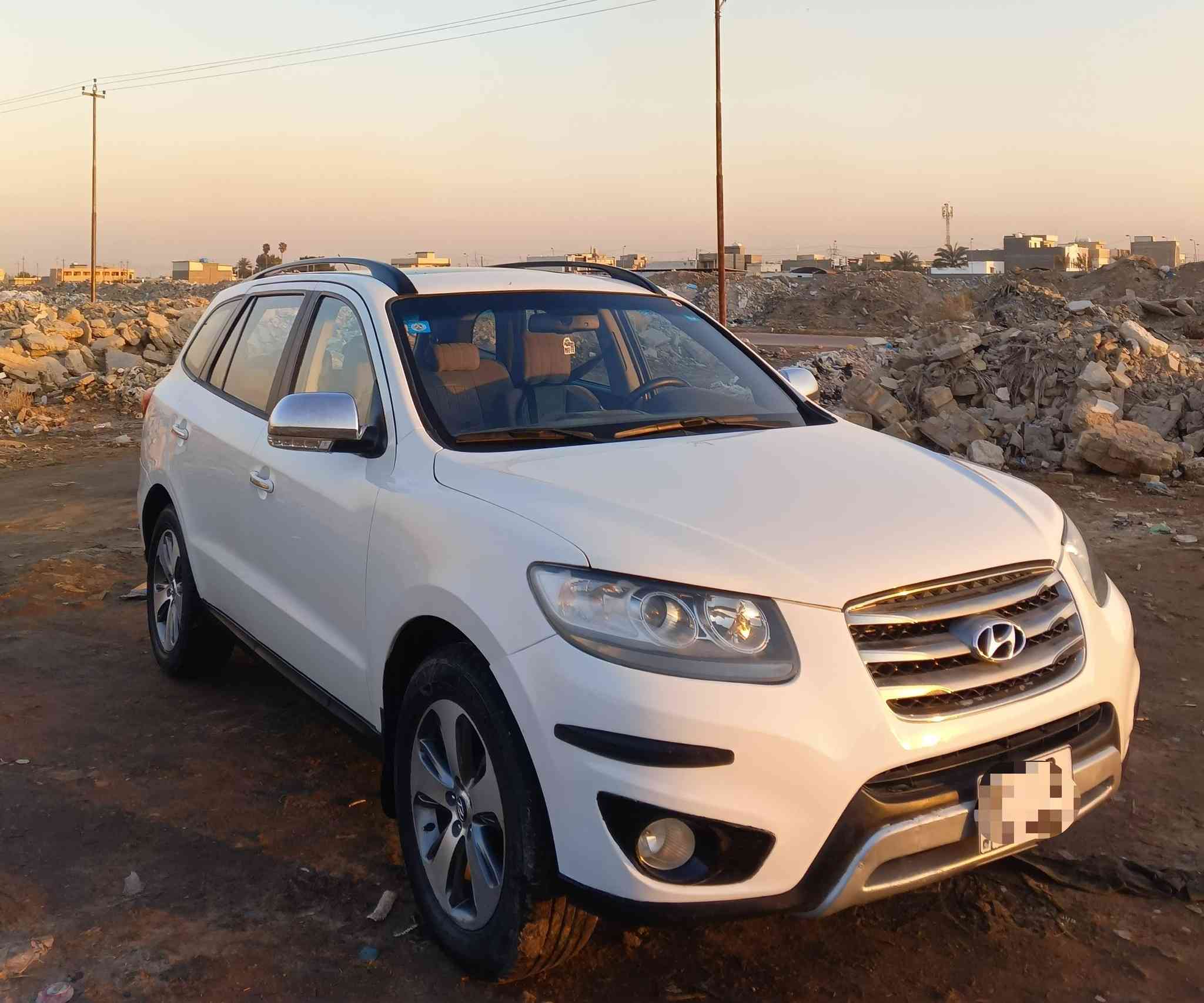 سلام عليكم
سنتافي 2012 خليجي  7 راكب 6 بستم 
داخل عسلي 
فول مواصفات 
مري شفط 
بصمه بلباب 
فتحه سقف 
تحديد سرعه
سياره كير مكينه كفاله 
 تدفا تبريد شغال
حادثها صندوق خلفي مبدل اصلي 
مسوي سونار جديد موجود بل صور 
سعرها 138 بيها مجال بسيط 
مكاني :  بغداد ــ بوب الشام ــ قرب الهزه 
رقمي  : ***********
