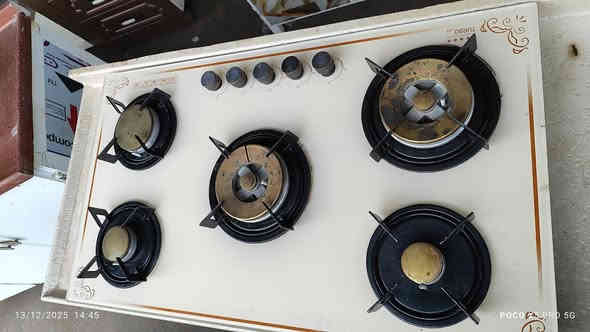 متوفر اغراض مستخدم و متوفر قنفات للبيع 
تلول ناصر الشارع العام قرب مفرق الشويرات 
للاستفسار مراسلة الصفحه او الاتصال ***********
واتساب ***********
