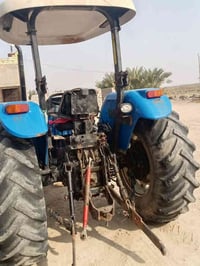 مكينه نيهولند للبيع موديل 2016مكفوله كفاله عامه مكينه مال جناي حلوه وم...