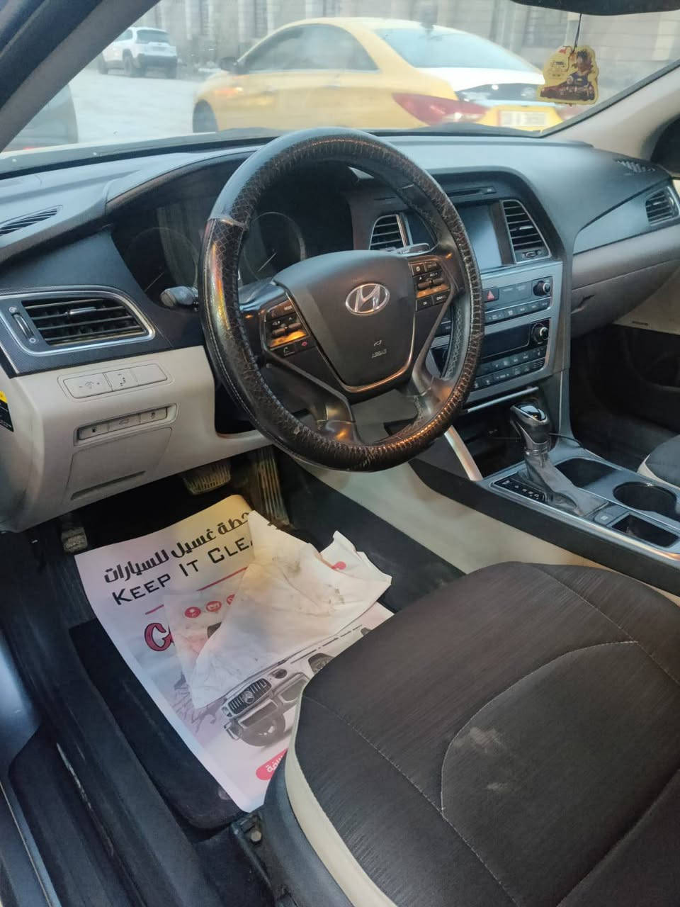 سوناتا 2015
وارد امريكي
تبديل دعامية صبغ مع شباك  اير باك سليم حادث بسيط
صور الحادث مرفقة
بعض المكانات تصليح بارد
محرك مبدلين بساتم ناصيه اصبح بدون دونز ويستقبل بانزين عادي
سيارة جاهزة بكل تفاصيله تخم تاير جديد
العنوان بابل رقم *********** السعر ب120 وسياره جديده
