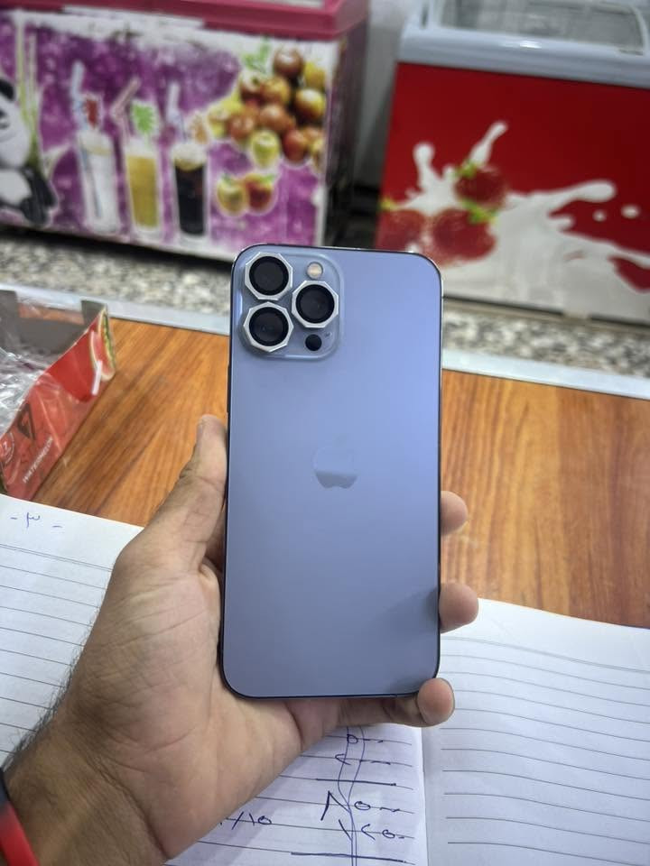 السلام عليكم
ايفون 13 pro max للبيع
ذاكره256
بطاريه 86
نضافه100‎%‎
مكفول من كلشي 
ممبدل ولاقطعه
السعر 700 وبي مجال
عنواني بغداد
تواصل واتساب ***********
