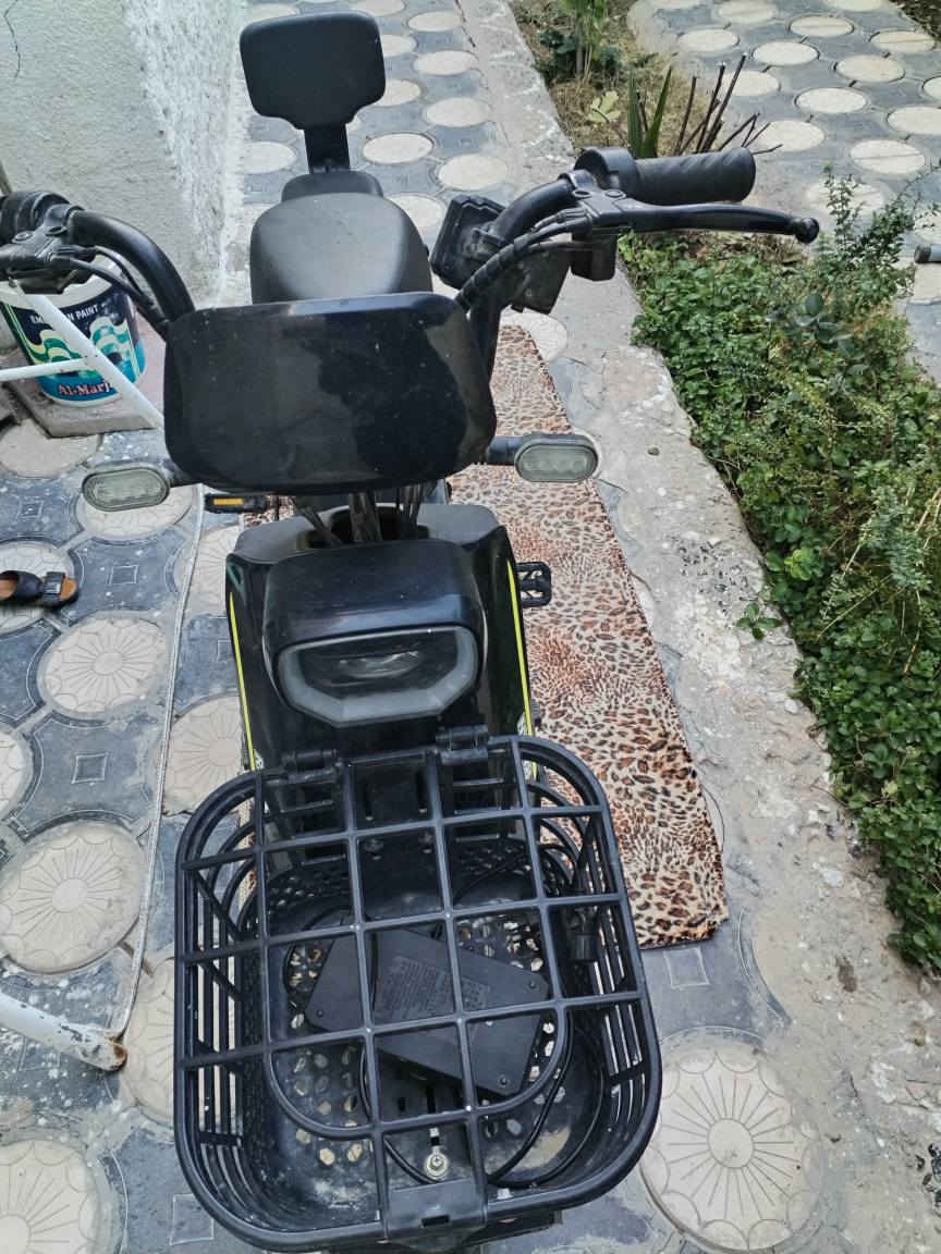 السلام عليكم دراجه شحن للبيع السعر ٣٢٥ مكاني النجف الاشرف  *********** النجف, العراق
