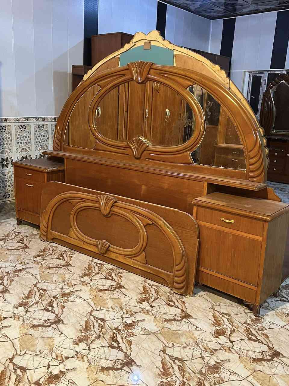 يالله السلام عليكم
العنوان السده محلات الحنشول 
غرفه صاج لبيع شغل ثقيل 
غرفه نضيفة 
السعر 650 
وبيها مجال 
***********
***********
