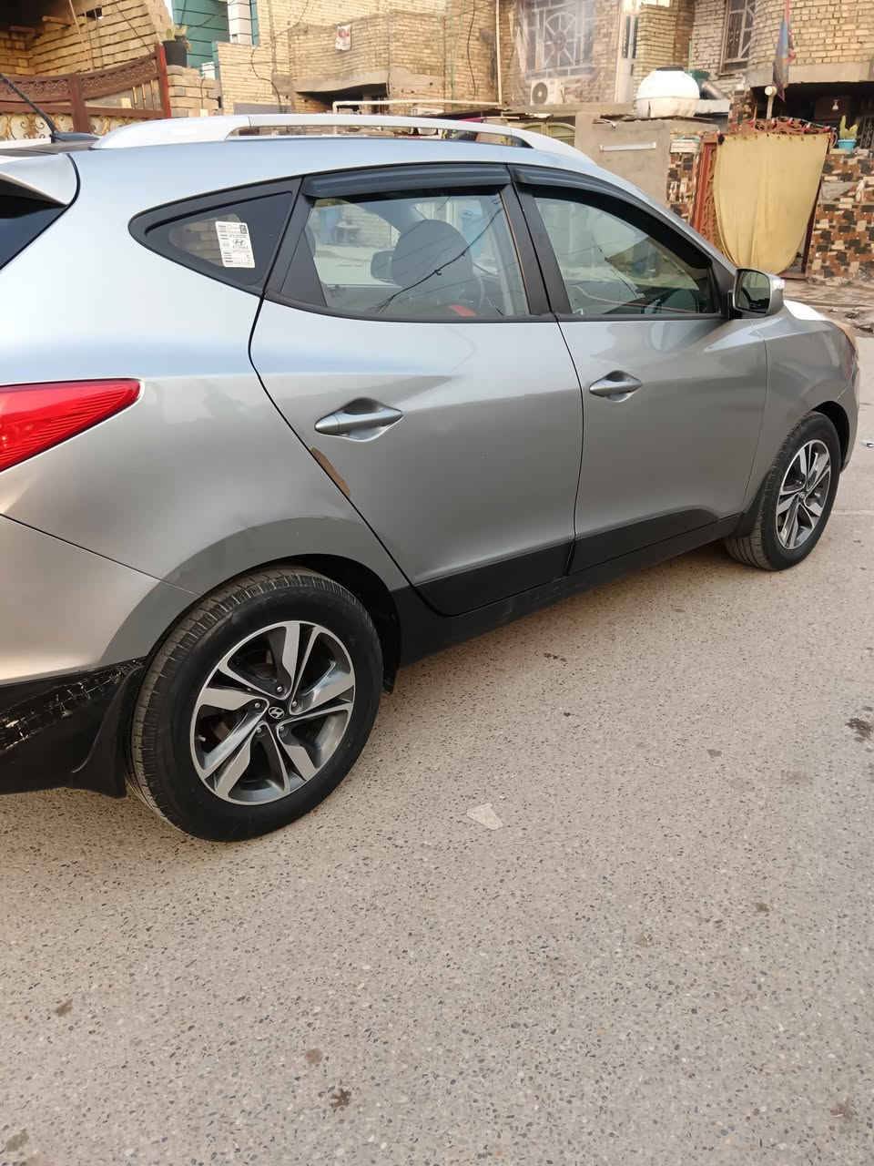 سلام عليكم توسان2013 وارد أمريكي مكينه ٢٤٠٠ دوش حادثه خشم البنيد سياره ليبل واحد لايت زنون بصمه السعره١٢٨ بيها مجال قليل للاستفسار *********** العنوان بغداد حي الكوفه قرب تقاطع كسره وعطش
