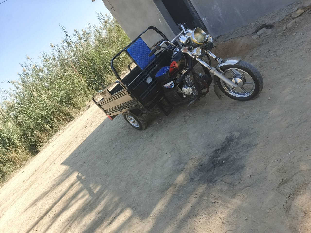 السلام عليكم ستوتة لل بيع موديل واحد وعشرين رقم وسنوية مكفولة شاصي وركبة ومكينة مكاني دوانية سنية ***********شراي اتصل..
