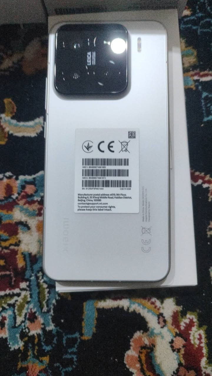 السلام عليكم 
جهاز شاومي 15 ذاكره 512 عشوائية 12 اخو الجديد شرط الفحص كل غراضه وياه شاحنه و ياه لزكة شاشة وكفر لون الجهاز ابيض صارلي شهر من شاريه  السعر 825 تواصل ***********
