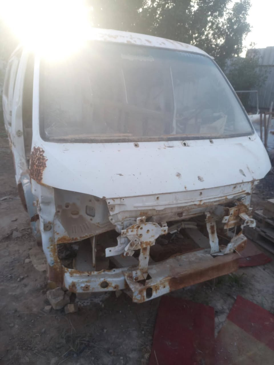 السلام عليكم عندي غراض تفصيخ مال فتون   يحب يتصل ممتواجد على نت  ***********
