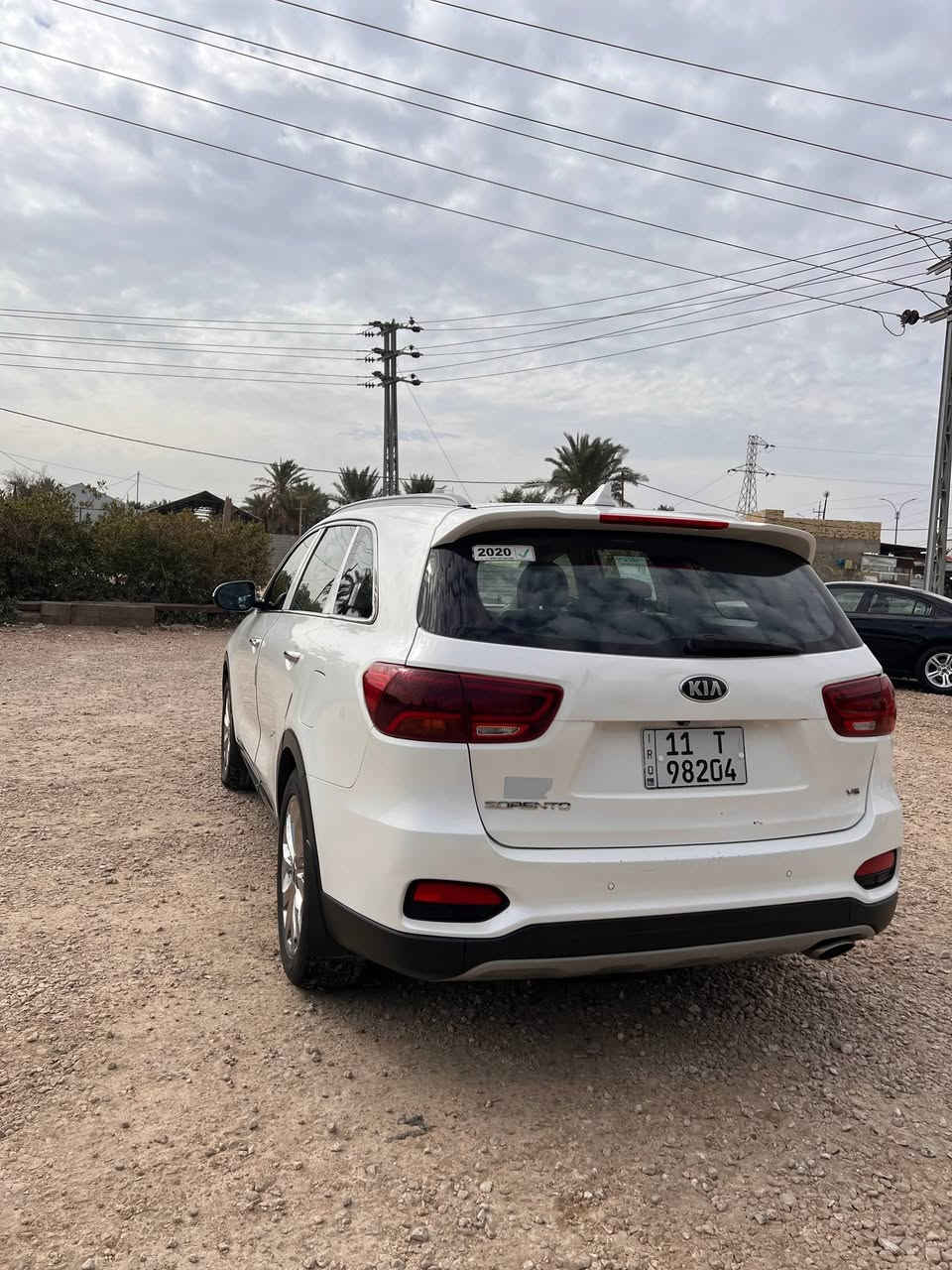 سلام عليكم سورنتو لبيع
فول موصفات موديل 2020
كامله مكمله 
كشنات جلد كهربائي 
تدفئه تبريد بل كشن 
باقي الموصفات معروفه فول الفول 
ماشيه 79
مكان سياره الديوانيه 
رقم  الهاتف ***********
