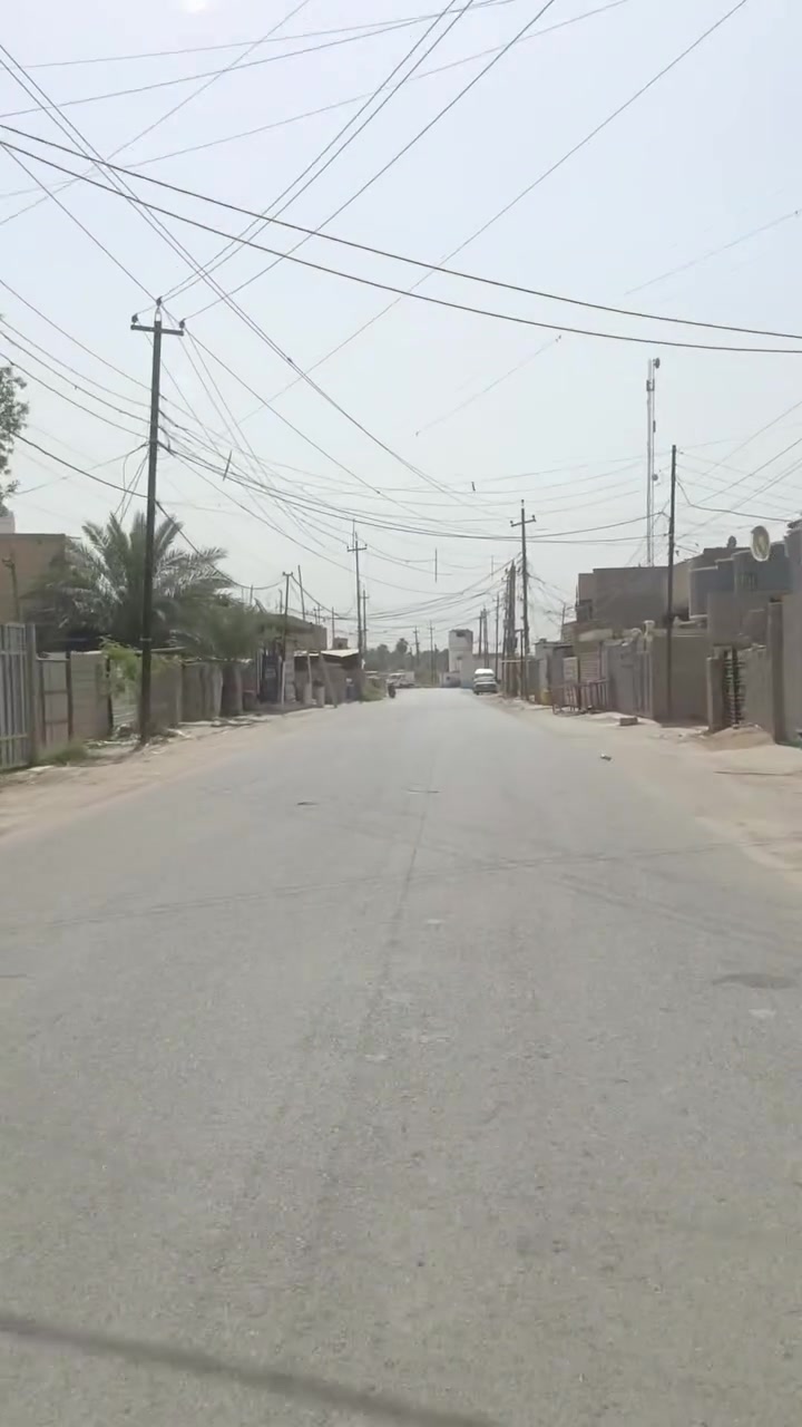 قطعه ارض للبيع 200 متر شارع المعينات تبعد عن سوق ابو دشير ٢ دقائق وعن الشارع العام دقيقة طابو زراعي وقرار تبني براحتك سعرها 60 ***********
