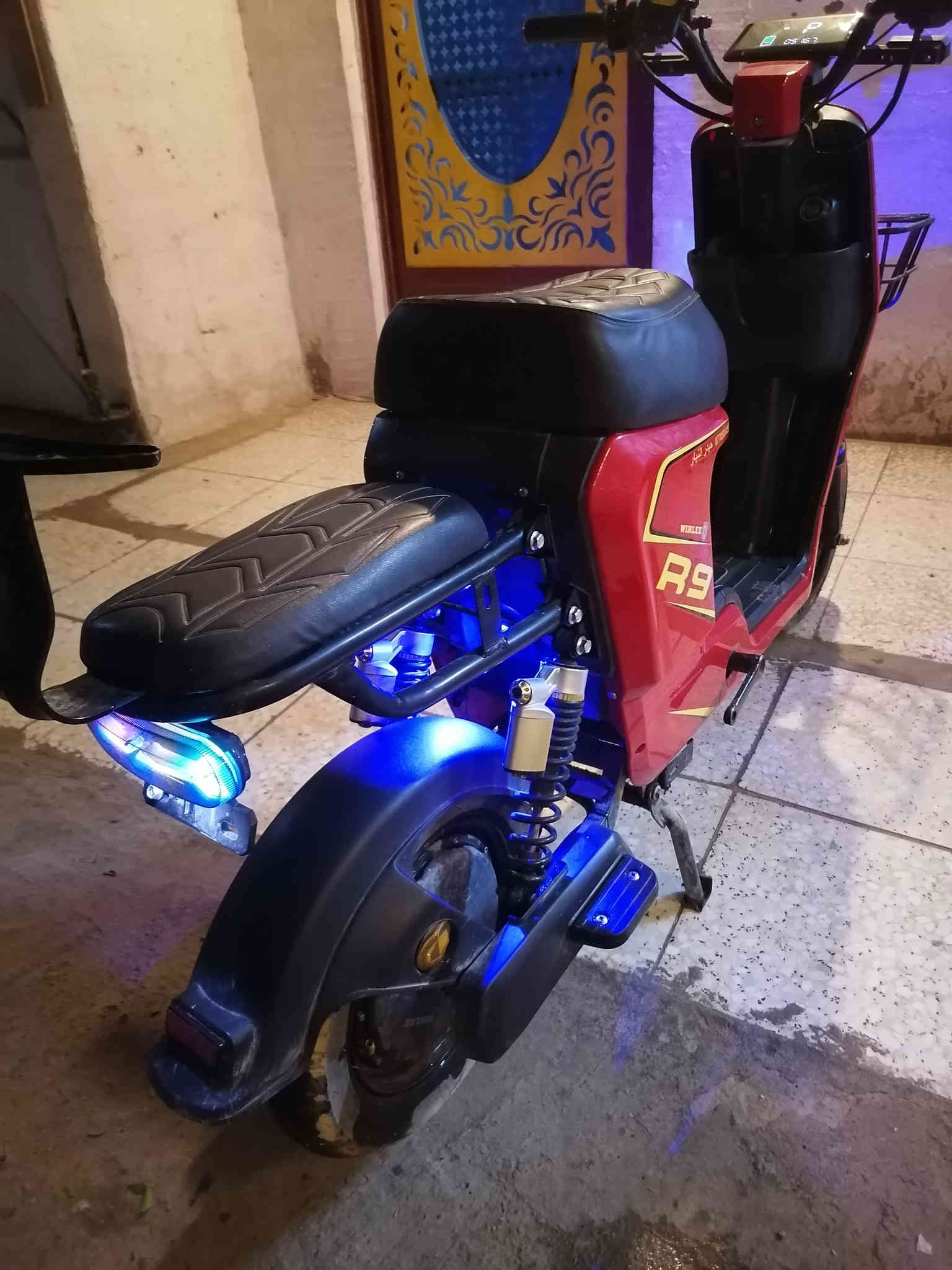 دراجة R9 ونلي الأصلي خمس بطاريات 16 امبير
بصمة. سويج. Nfc
*********** بغداد الزعفرانية
425 الف بيها مجال ان شاء الله
