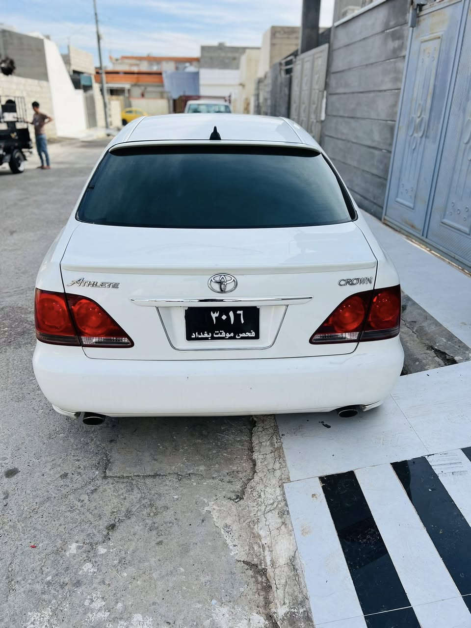 شاهینە براوە براوە  ٢٠٠٧ گەورە بەبچوک١٨٠ لۆک ئەونەی ساخی جوانە سەیارەکە کۆدە کۆدە
بی دەحمو لیدراو بی چالو شوخت کەڤەرو شانسیو داروبەرد بەشەرت  لۆکە 
مواسەفات ٣دوگمەی  کوشن کارەبا لایتناو چە کویر پینج بەسمە  شاشەو کامیرا بەسمە رەساسی فۆرمیگا سور سوکان حەیزەران ١١٦کم رۆیە سفرە سەیارەکە  سەقفی شوشەیە  چوارتایەوویلی دینگە  سەیارەکە کامل مەسرەفە  بەشەر ت مشتەریت تیلکە جواوبی کۆمینت نادەمەوە ***********
