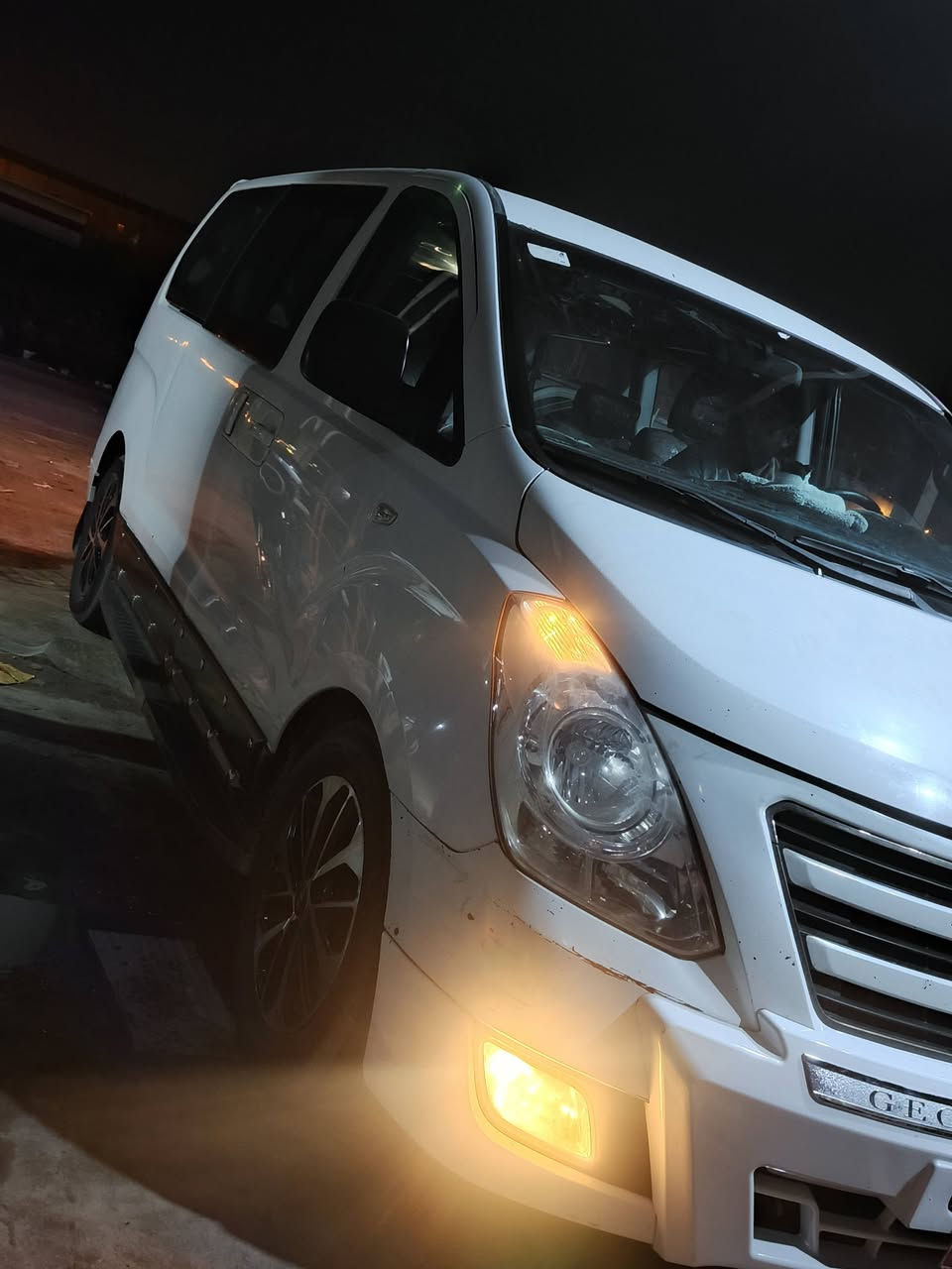 سلام عليكم ستاركس البيع مديل 15 معلايه 18 سياره رقم بصره الشراي ينتصل عل رقم ***********
