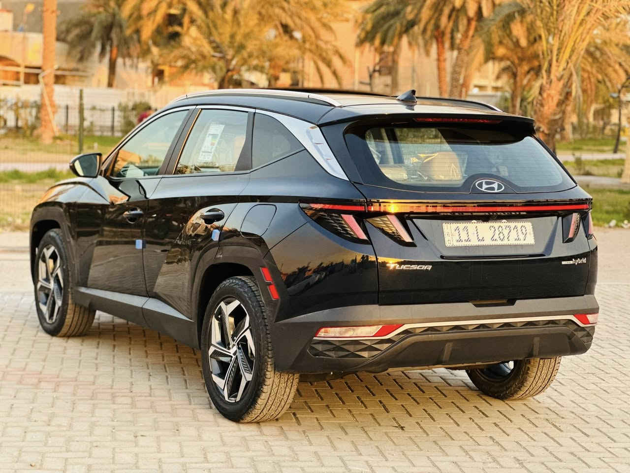 السلام عليكم توسان مديل 2022 هيبردوارد امريكي حادث السيارة بارد بل جاملغ فقط ولباقي كفالة وصور لحادث مرفقة بل منشور لون لسيارة ازرق موصفات لسيارة فول بصمة بنورامة جلد كشن كهرباء داخل 
ابيض لد امامي وخلفي جنطة كهرباء كشن حار بارد 
ويل دعاية لسيارة تمشي بل ريمونت سعر لسيارة 172$ وبيهة مجال مكان لسيارة بغداد البلديات 
وهاذ رقمي ***********
