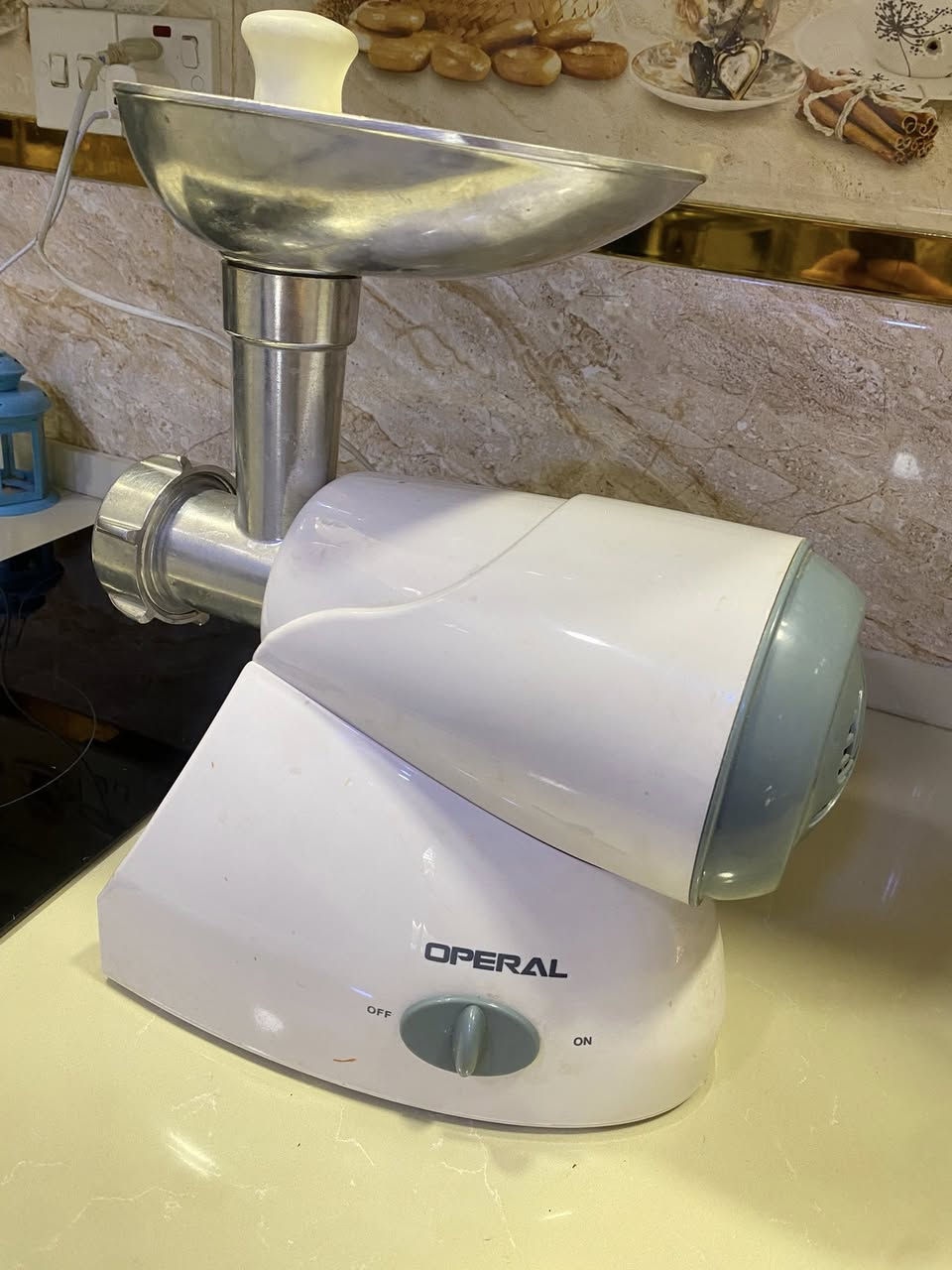 مثرامه جديده استعمال قليل تثرم كلشي لحم دجاج تمن كبه وخضروات ب٢٥ توصيل موحود شغاله تكدرين تفحصينه


**إذا كنت صاحب هذا الإعلان وتريد حذفه لأي سبب، رجاءا أرسل رسالة إلى الدعم الفني**