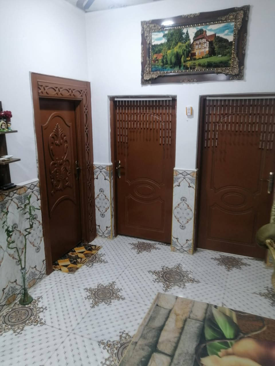 ‏❤️سلام عليكم بيت للبيع البصرة تنومة نهار حسن بيت طابو زراعي 170 متر مربع بيت كامل مكمل جيب أغراض وأقعد مجاري كاملة على النهر ورا البيت كهرباء كامل مكمل كله أعمدة شارع ثمانية متر بعد فترة قليلة تبلط بيت مرتب بشكل ***********متواجد بكل وكت واتساب ❤️سعر 100وبي مجال
