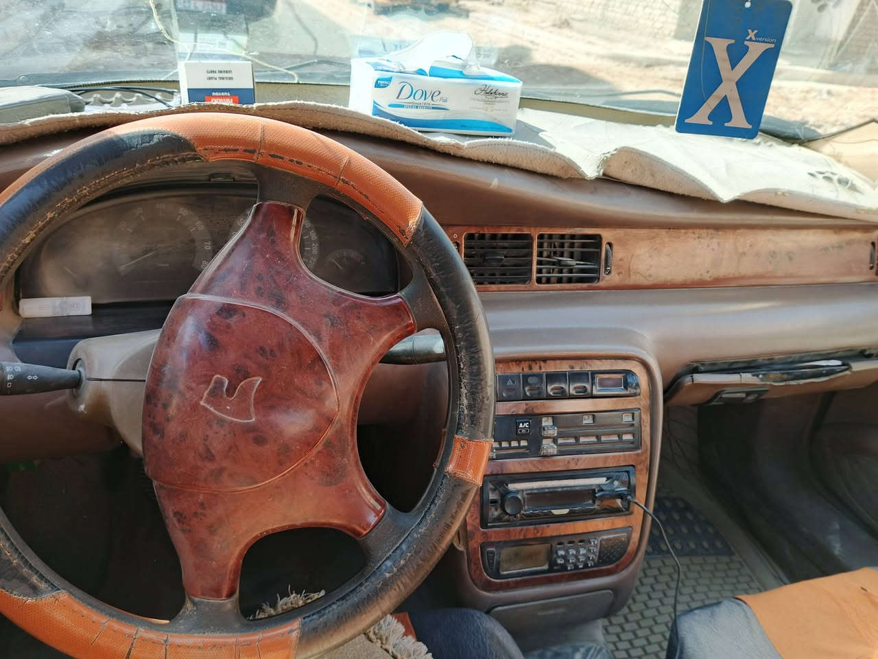 سمند 2012
محرك جديد ماصارله شهر 
مازدات اماميات جدد 
السعر 35 وبيه مجال 
مكان بابل
الرقم (***********)
