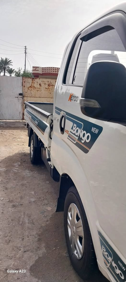 سلام عليكم كيه حمل موديل ٢٣ رقم بغداد مكفول كفاله عامه ماشيه ٦١ تخم تاير شركه جواها تحويل مباشر عنوان بغداد المدائن ***********سعر ١٥٣
