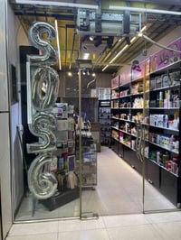 كوزمتك للبيع بالغزاليه شارع البداله كوزمتك مجهز من ارقى الماركات مشروع...