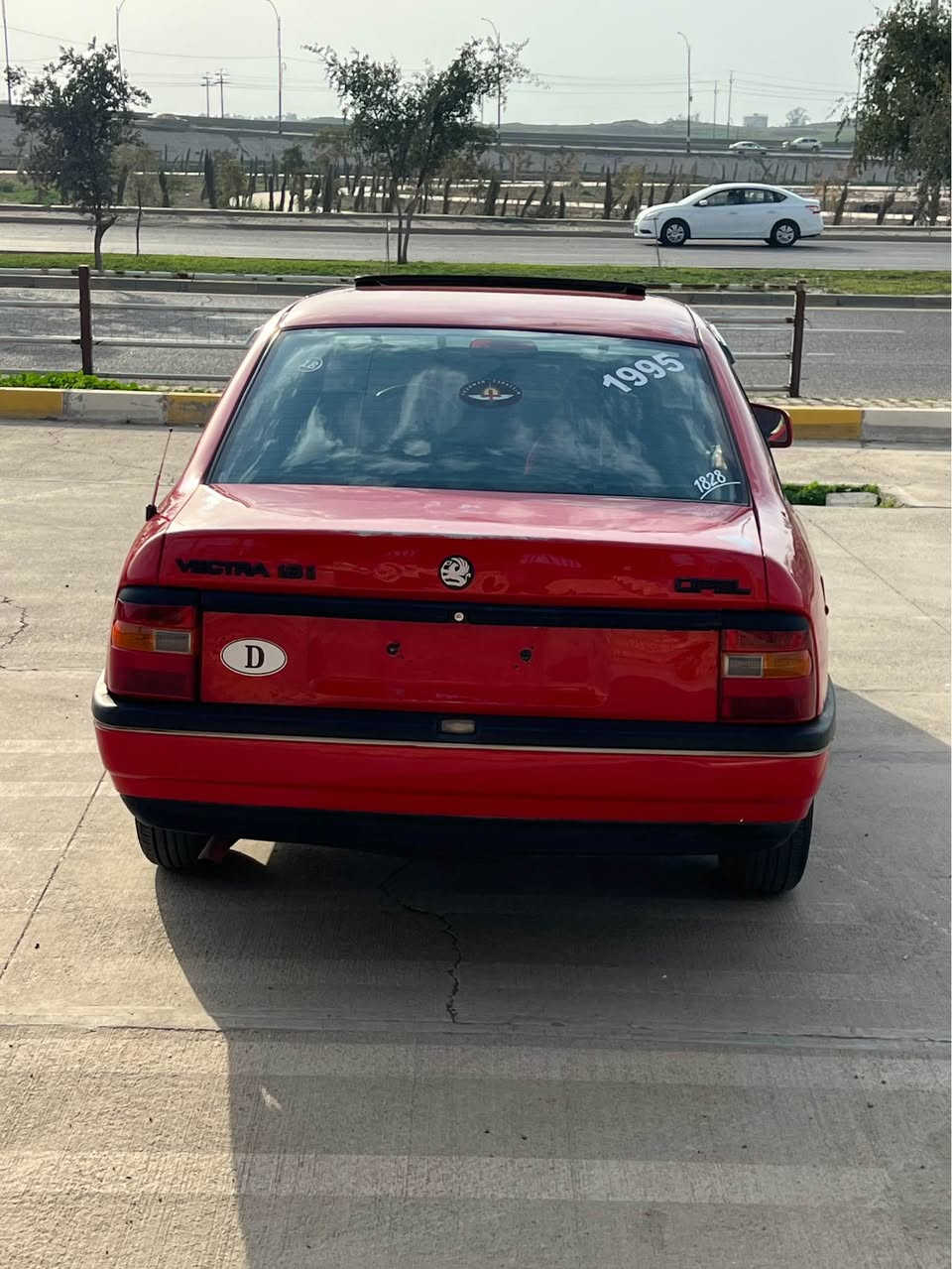 ئؤپل فكترا موديل1992حجم18گيرو محرك شرت سياره بدون ضرر بيها قتع تين سبوغ بدون دواخل بدون معجون بدون خياس سنويه جديد لحد2029شرتت تحويل بيها كوبون بنزين سياره مابي نقص سعر(44)بيها مجال بسيت ***********مكاني كركووك كركوك, العراق
