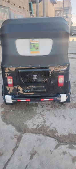 سلام عليكم تكتك للبيع موديل 22شهر 8 رقم وسنوية تكتك نضيف لا صبغ ولا معجون بيه ضربة يم بكلايت ورصعة صغير جوة الغد غير هذ مابيهة تكتك مكينتهة تنقص تنقص  مجمبزة كلشي بيه تخم تاير جبلي جديد مدوشمة تجوة مسجل اربع سماعات نشرة داخلية  ابيع الغراض وياهن موجود سيباية علي حداد فاتحة اذا تريدهة موجودهه
السعر 9250 
***********
مكاني الراسة العبيدي جامع الامام علي
