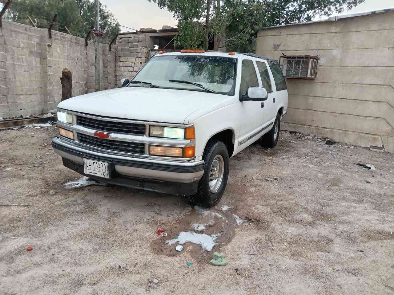 سلام عليكم للبيع بهبهان رقم بغداد توني مدخلها هزه مكينه ٣٥٠ كير الف سياره حلوه دشبول نفخ مكينه لا تنقص ولا تبخر حداده %80 تايرات تبريد ما يشتغل باقي تفاصيل خابرني وكاله عامه عندي سعر ٣٥ وبيها مجال عنواني بصره زبير ***********
