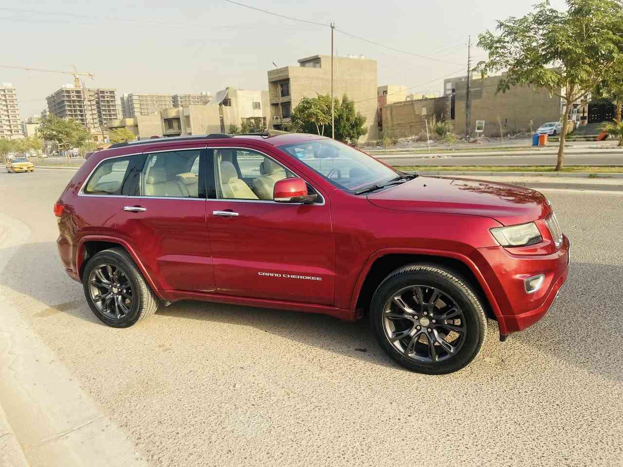 السلام عليكم جيب موديل2014 ‏سعر 195خليجيه رقم بغداد مكفوله كفاله عامه موصفات فول واحد ع واحد  رقم التلفون*********** مكان بغداد شهداء البياع ما ناقصها شي السيارة كاملة من كل النواحي ￼￼￼
