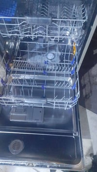 غساله الجي اخت الكارتون سعرها 300 للااستفسار الاتصال ع رقم 07747923883