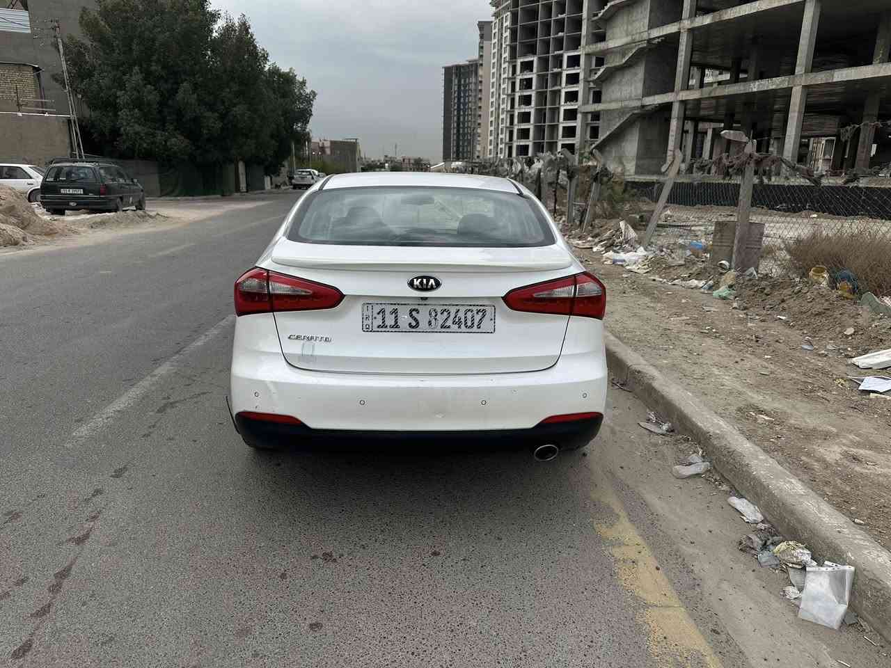 السلام عليكم سيراتو للبيع مديل ٢٠١٥ بدون صبغ بيهة بس هاي الضربه الموضحه بل صوره وارد ايراني فول مواصفات ماشيه ١١٢كيلومتر 
للستفسار             ***********.        ***********
