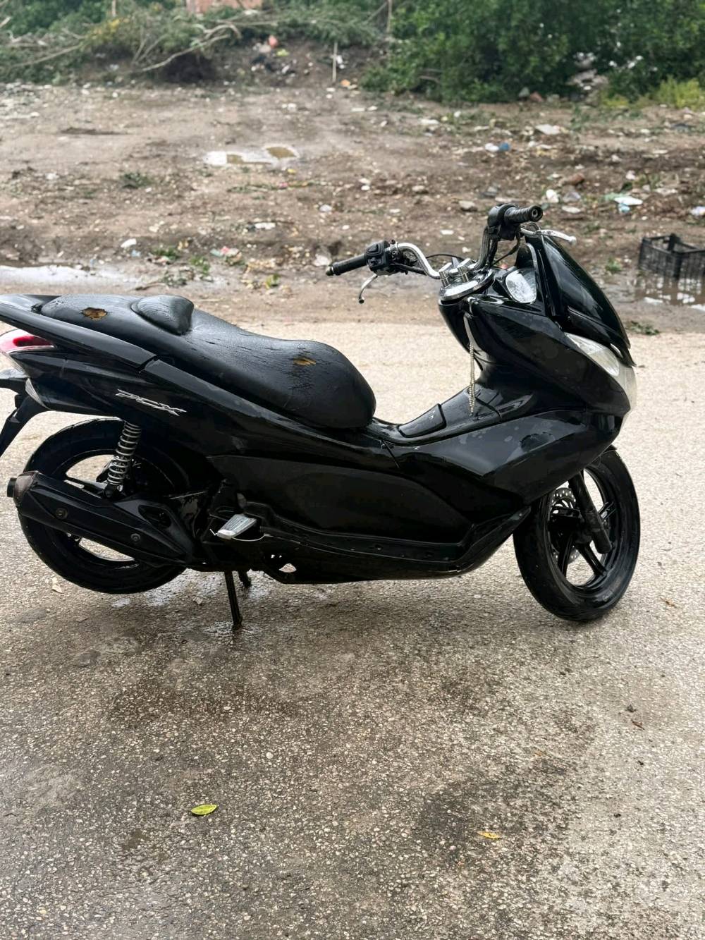 سلام عليكم
دراجة البيع PCX دراجة مبدل بيهة كازكيت دراجة خير من الله نقصهة ترايش للي بل صفحة ونقصهة ضفير مال كلوبات امامية اوراقهة موجودة سعرهة 850 وبيهة مجال مكاني الامين الثانية الاستفسار الاتصال على الرقم ***********