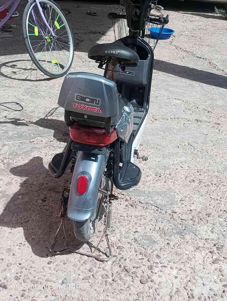 السلام عليكم درجه شحن للبيع السعر 250وبيه مجال عنون حله رقمي راسلوني خاص


**إذا كنت صاحب هذا الإعلان وتريد حذفه لأي سبب، رجاءا أرسل رسالة إلى الدعم الفني**
