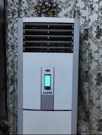 سبلت كنتوري كارير 3 طن فقط ناقصه تنضيف السعر 600 وبي مجال المكان بغداد...