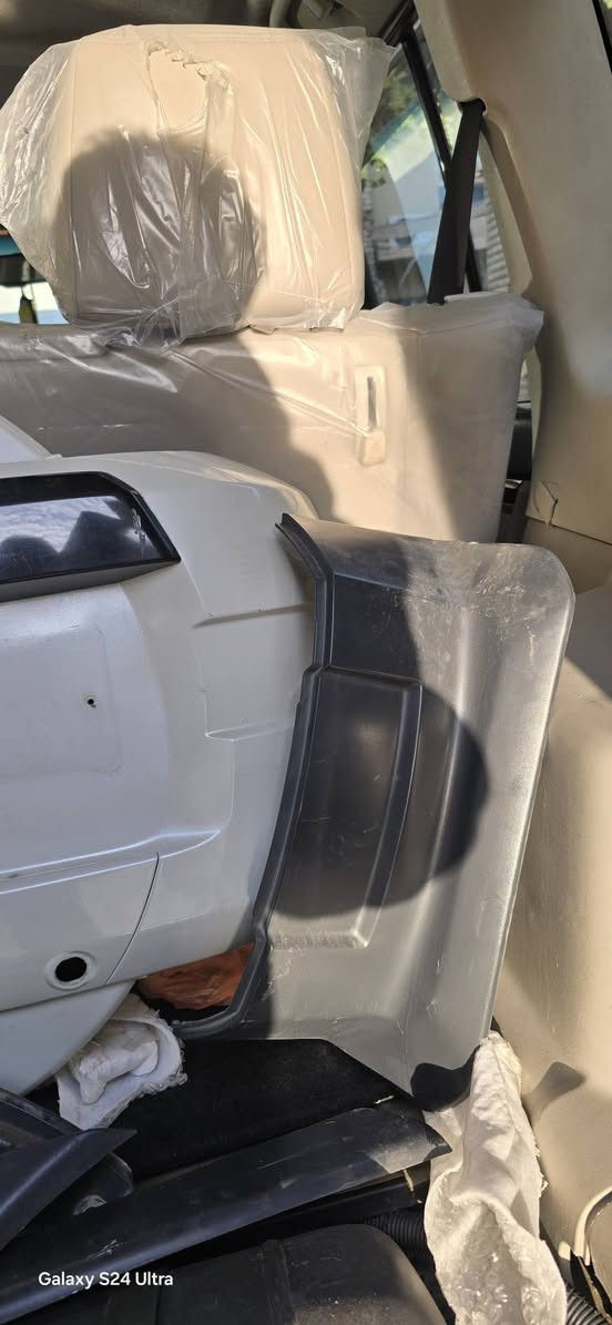 السلام عليكم
كفر سبير خلفي مع الجوانب 
والمساطر الجوه جديد بشكل 
١٥٠ نهايتهن ***********
