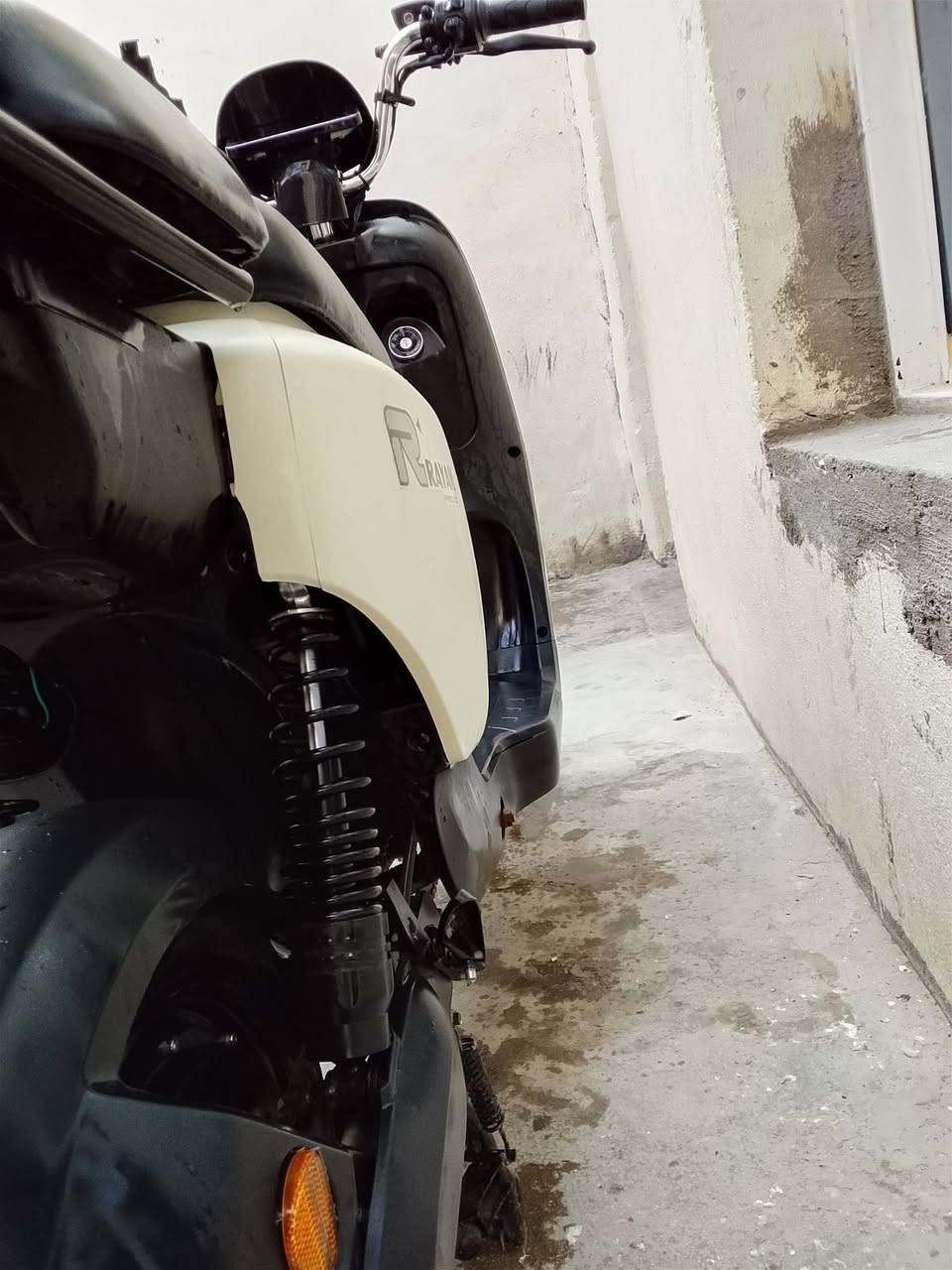 سلام عليكم درجات شحن للبيع صاله شهرين من طالعه من الووكيل الوكيل ابن كرماشه
النجف الاشرف حي النصر 575 بيه مجال حق الجيه 
***********
