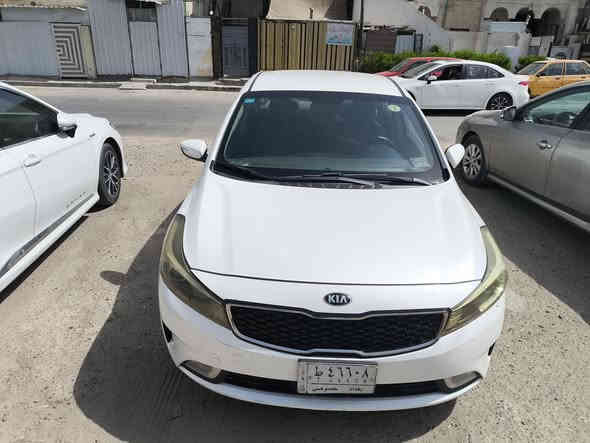 سلام عليكم سيراتو 17
سونار مرفق بالصور مكفولة 
السعر 135
***********
بي واتساب
