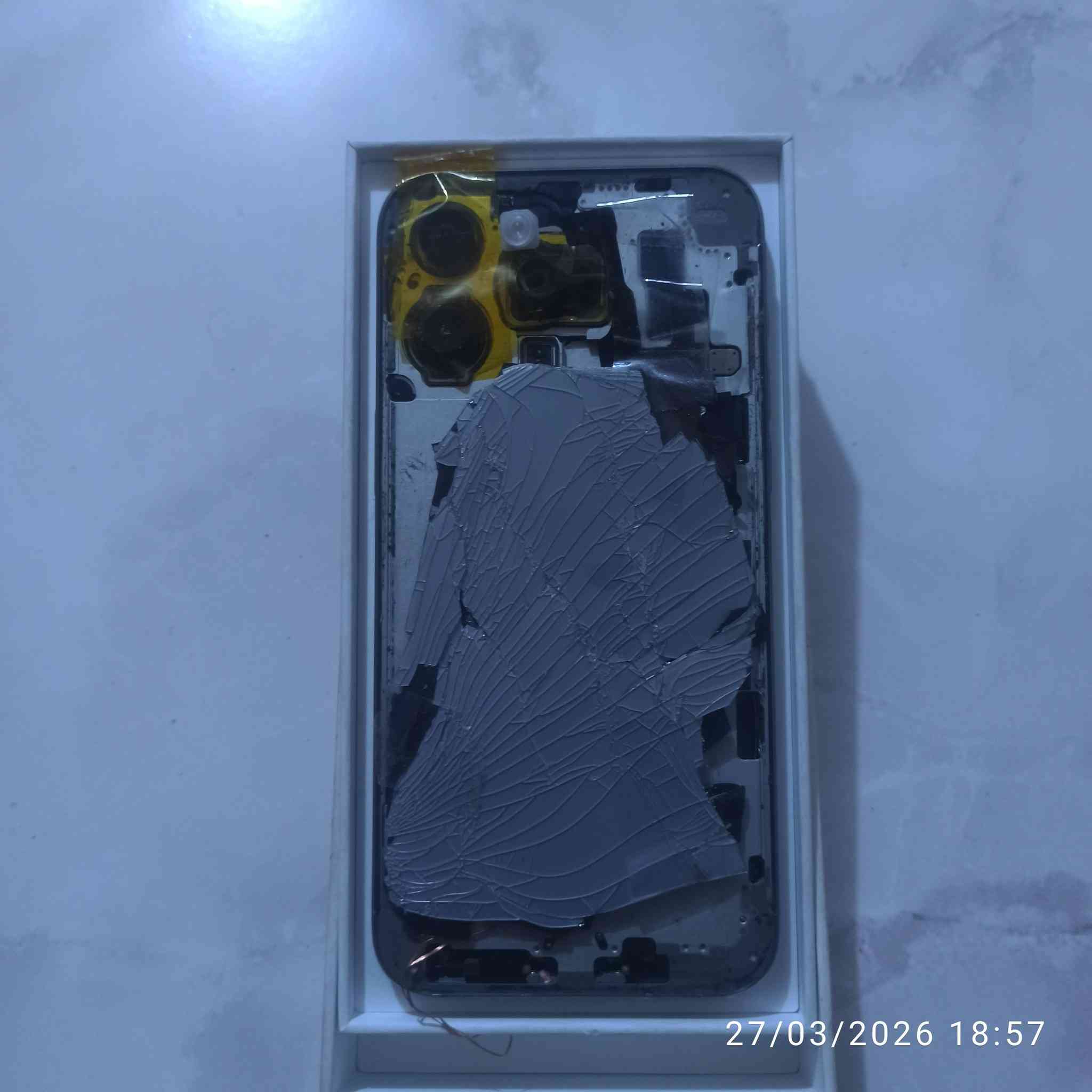 15 pro max 
مبدل بي شاشه وبطاريه جدد بلجيس 
باقي غراضه كله بلادي 
*ملاحضه جهاز نفجر وضرب لمعالج بدلت شاشه وبطاريه طلع بي خلل بلمعالج سعر 350 
ينباع على حطته 
مكاني حي الحكيم


**إذا كنت صاحب هذا الإعلان وتريد حذفه لأي سبب، رجاءا أرسل رسالة إلى الدعم الفني**