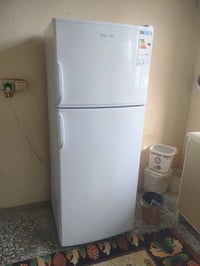 عندي اغراض منزليه للبيع اخت الجديده الي يحب يراسلني  07800956469 بي وا...