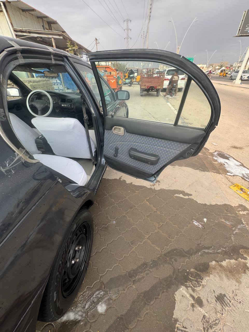 السلام عليكم متاح كورله للبيع موديل ٩٢ بأسمي رقم أنكليزي سنويه لل٢٩ مكاني بصرة السعر ٦٠ وبيهه مجال بسيط ***********
