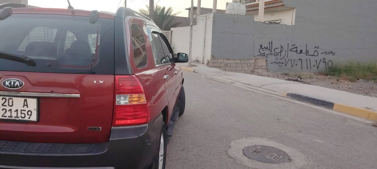 اللهم صل على محمد وآل محمد
أقره المنشور زين واتصل
كيا سبورتج موديل 2008 رقم ديالى وبأسمي مكي ٢٧٠٠.دوش بالكارتون مامفتوح كير مكفول
لون احمر غزالي فول مواصفات عده الفتحه
غرفته لون مميز وشرط غرفته زيرو
تخم تاير كوري اصلي جديد صدر أمامي وخلفي نضيف ٨٠ ٪ تبريد ثلج دهن صارله سبوع مبدله فرنسي اصلي سياره مال جنايه وتعبانين عليه مابيه نقص  مكفول من غير البنيد صبغ فقط 
السياره بأسمي وشرط التحويل وسنويه جديده لغاية ٢٠٣٠ ورقم الدولي الجديد
سعر السياره 97 ورقه وبيه مجال للشراي
العنوان ديالى المقدادية شهربان أكرر شرط التحويل تجي تفحص بيدك اي استفسار هذا رقمي (***********)ومتوفر واتساب
