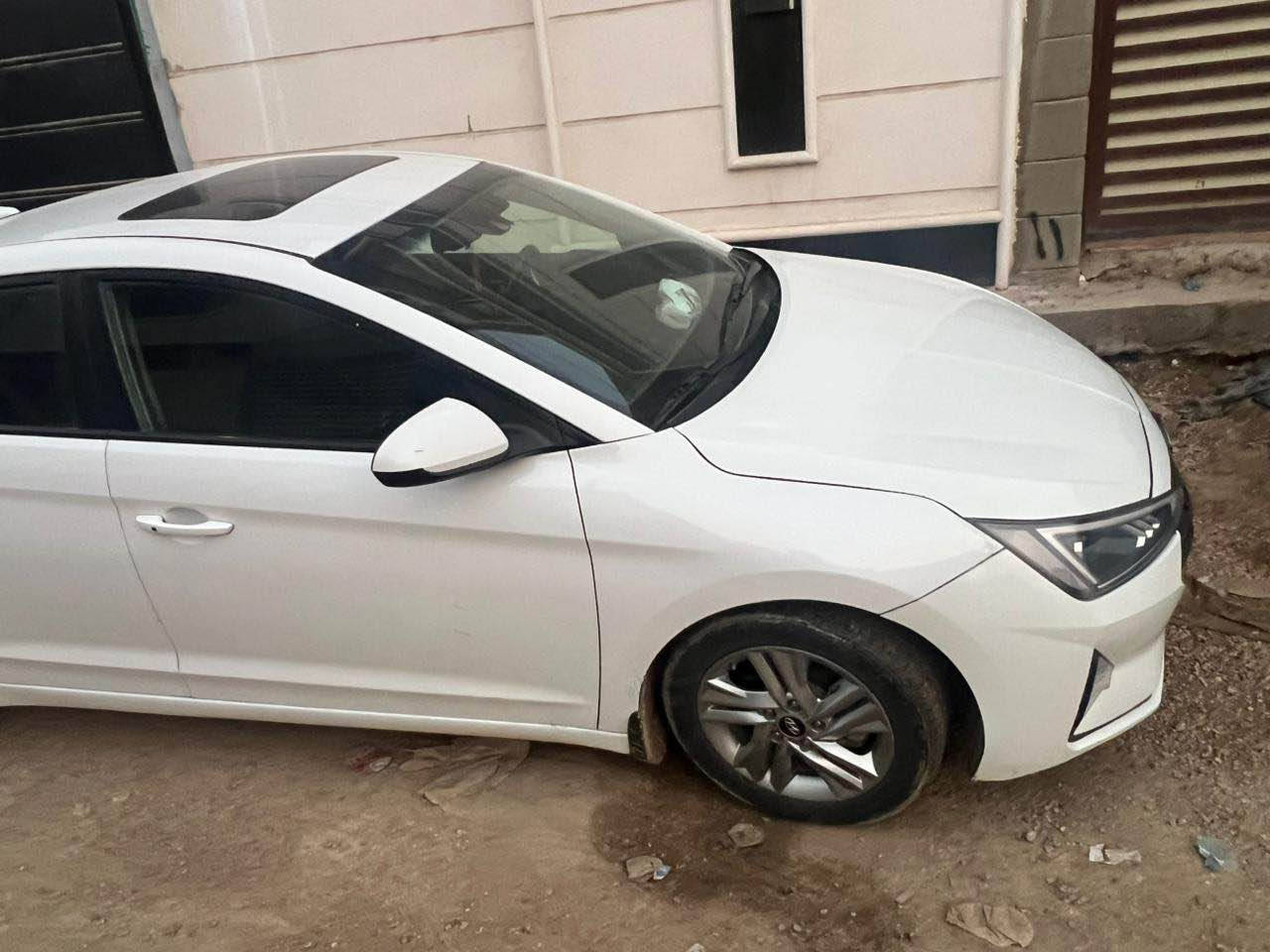 ‏سلام عليكم النترا للبيع موديل 2020
مكينه 2000دووش
￼ ￼￼ سيارة فاتحة بصمة فول￼￼
‏ فول مواصفات ‫1/1
‏تحديد مسار رادار بالمرة
كأمره شاشه 
ثلاث أنواع قياده 
اشاير بلمري 
تدفئه كشنات 
حادثه جاملغ وبنيد 
مامتواجد عل فيس اتصال 
***********
￼ حلة, بابل
