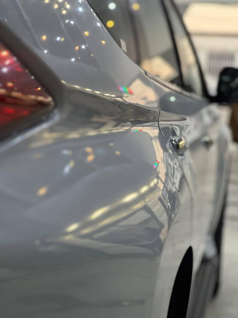 السلام عليكم
للبيع فقط 

باجيرو سبورت 2020  كت رياضي 

‎مواصفات السيارة💫

‎فتحه سقف 

‎حساس امامي +خلفي 

‎كير 8نمر 

‎هندبريك دگمه 

‎شفتات ستيرين 

‎تحكم قيادة 

‎بصمة تشغيل وبصمة ابواب 

‎ويل اسود + جلد قرميدي 

‎مري شفط 

‎وبعد بيه هواي مواصفات

ماشية 50الف حقيقي   مكفوله كفاله عامة  من الصبغ والبارد ، 

سياره كاملة من كلشي مابيها أي نقص 

هزه سنوية 

السياره جديده ونظيفه وبل عافيه عل ياخذها، 

***********
