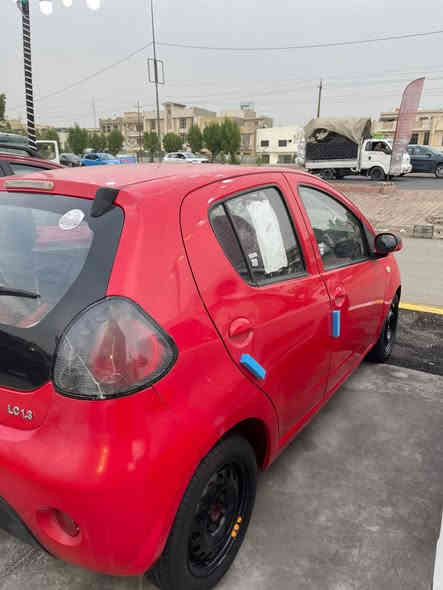 السلام عليكم باندا 2013 سيارة كلش نظيفة وجاهزه ومابيها نقص ولابرغي السعر 48 ورقة 
المكان السيدية 
***********
