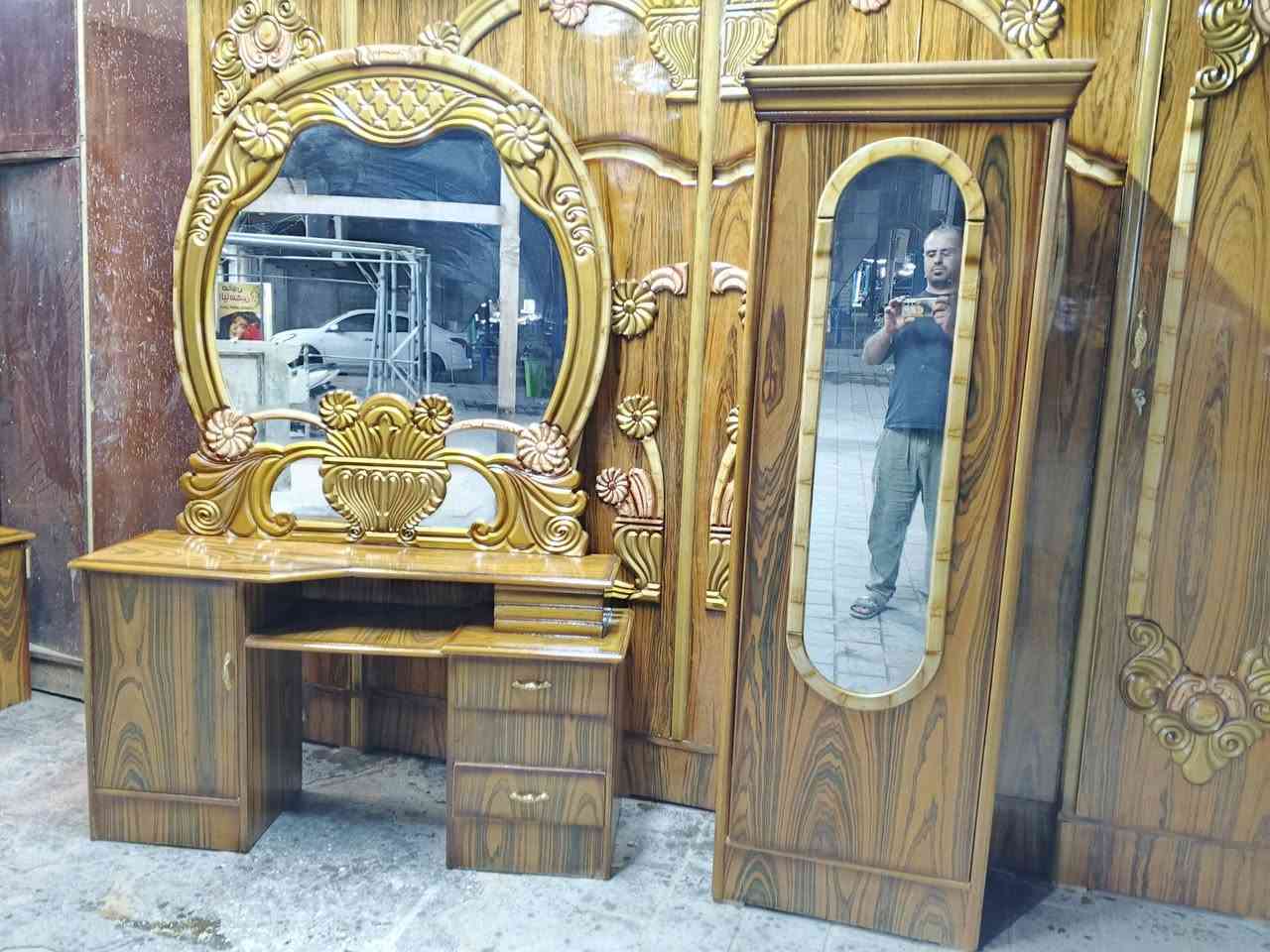 غرفة نوم مستخدم ست ابواب ملحق صاج كامله  وياها دوشك السعر 480الف العنوان بغداد موبايل ***********لدينا خدمة توصيل بكروه
